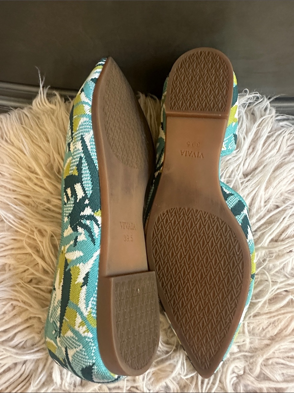 VIVAIA Teal Floral Knit Pointed Flats - Teal - Picture 5 of 6